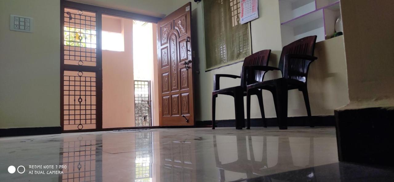 Lohit Homestay Hampi Extérieur photo